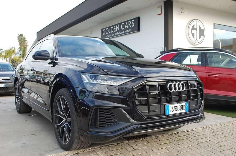 Nero Usata 2021 Audi Q8 S-Line SUV | 59.990 € (Buon prezzo) - Immagine 1/4