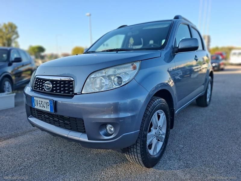 Usata 2009 Daihatsu Terios HIRO SUV | 6700 € (Cara) - Immagine 1/4