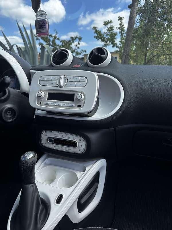 Usata Smart ForFour Passion 75 CV (55 kW) 2015 Utilitaria