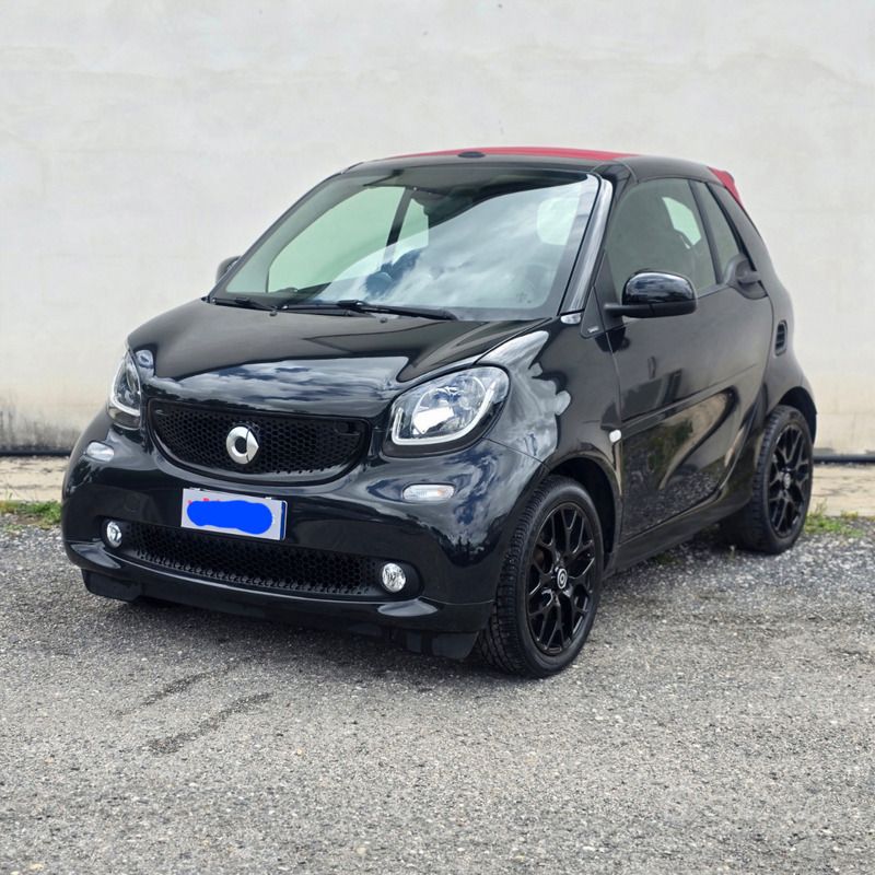 Nero Usata 2018 Smart ForTwo Cabrio Passion Cabrio | 15.999 € (Buon prezzo) - Immagine 1/4
