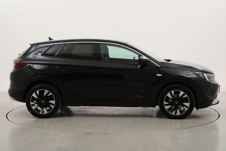 Usata Opel Grandland X Business Elegance 131 CV (96 kW) 2022 SUV