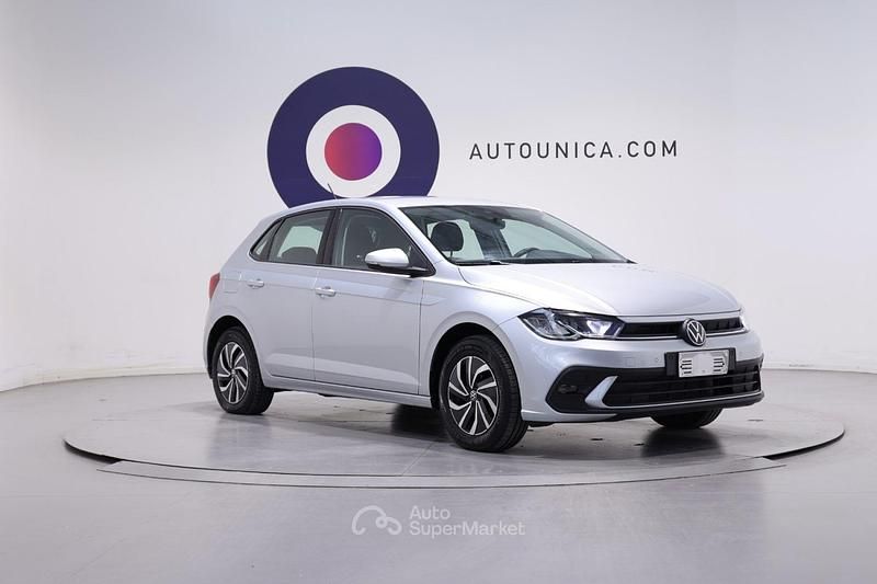 Usata VW Polo Life 95 CV (69 kW) 2025 Grigio Utilitaria