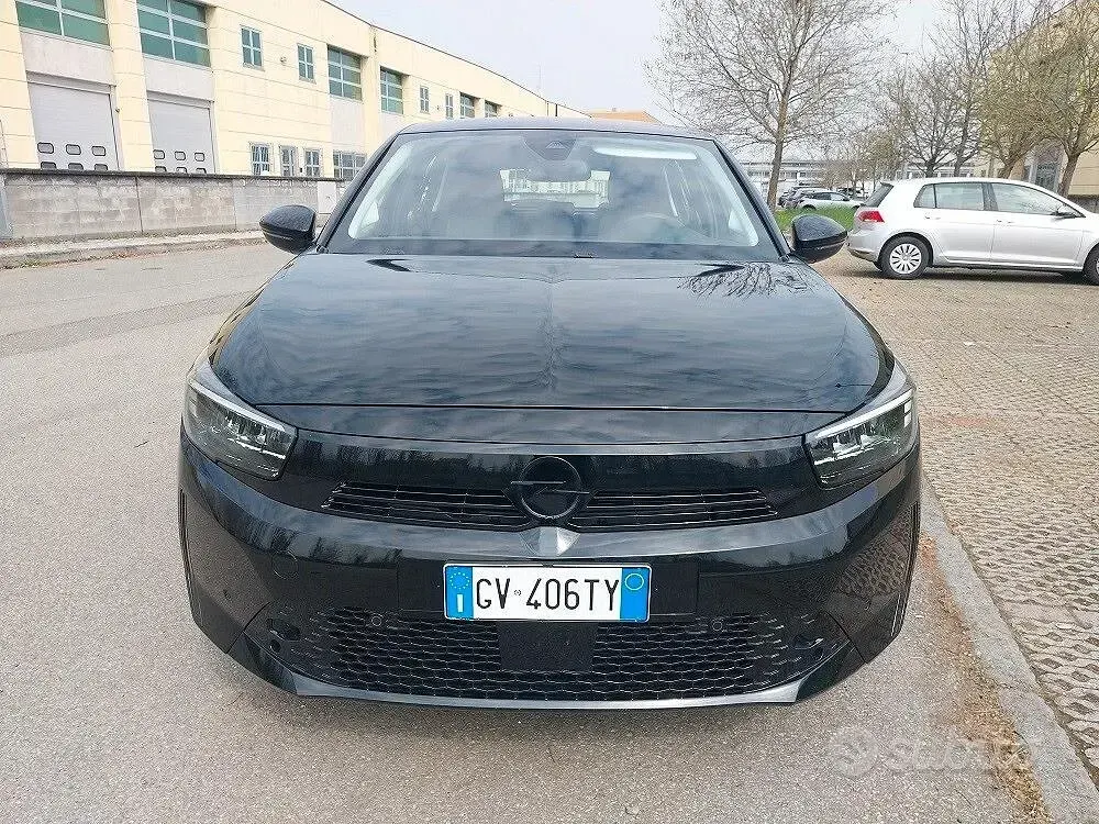 Usata Opel Corsa 75 CV (55 kW) 2024 Nero Utilitaria
