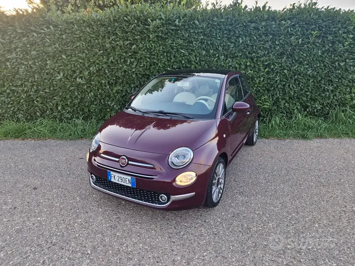 Usata Fiat 500 Lounge 69 CV (50 kW) 2016 Viola Utilitaria