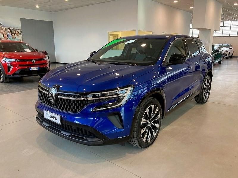 Usata Renault Austral Techno 200 CV (147 kW) 2023 Blu scuro SUV