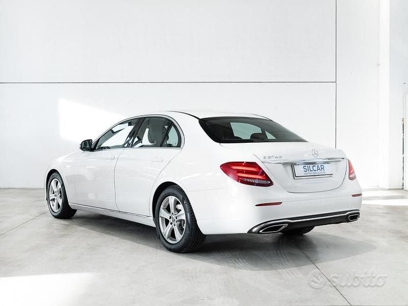 Usata Mercedes E200 Exclusive 150 CV (110 kW) 2018 Bianco Berlina