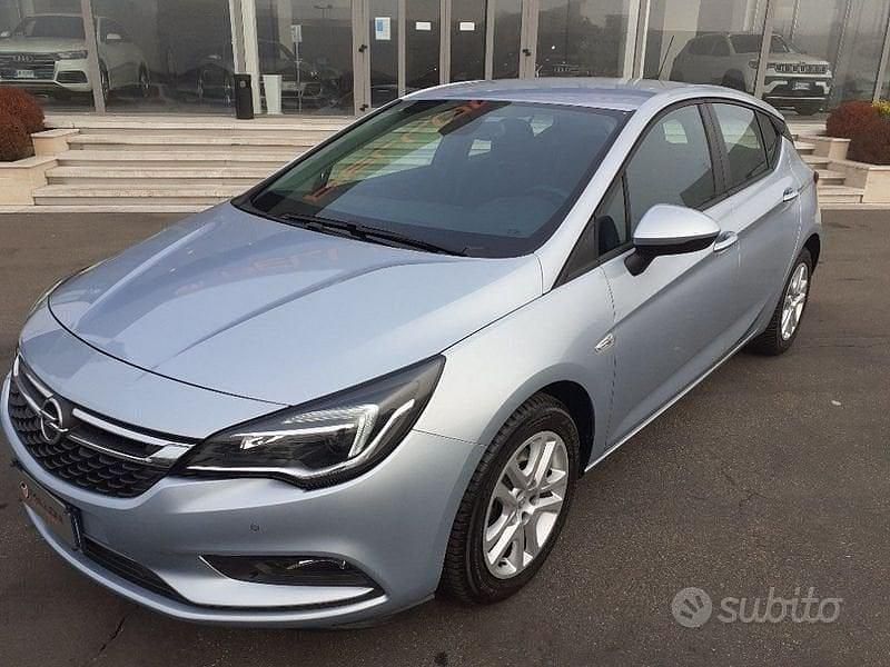 Usata Opel Astra 110 CV (80 kW) 2016 Grigio Berlina