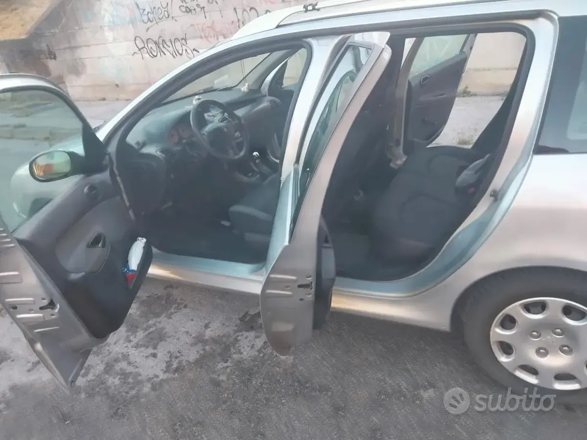 Usata Peugeot 206 75 CV (55 kW) 2007 Grigio Station wagon
