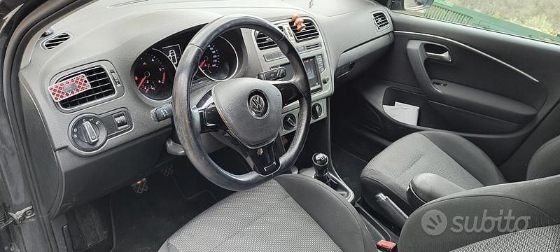 Usata VW Polo Highline 90 CV (66 kW) 2016 Grigio Berlina