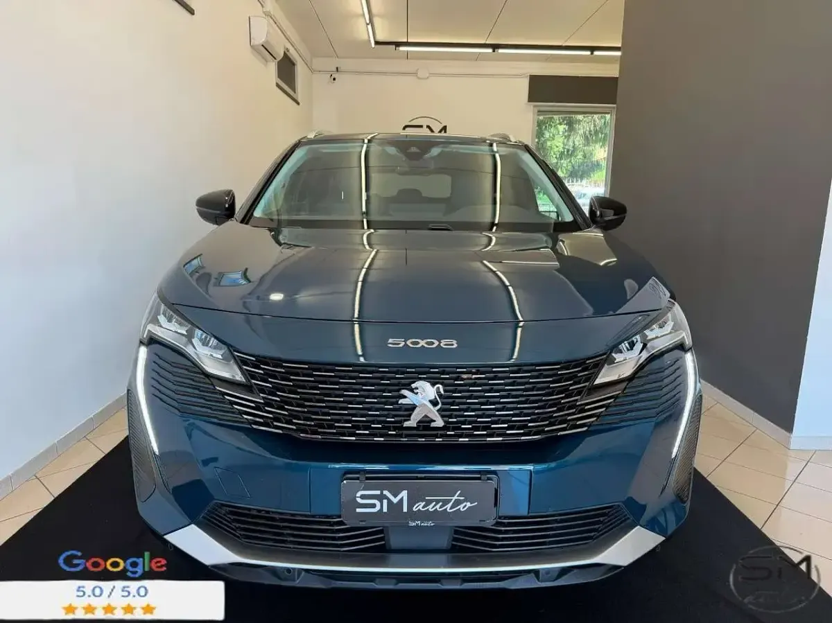 Usata Peugeot 5008 Allure 131 CV (96 kW) 2022 Bluazzurro SUV