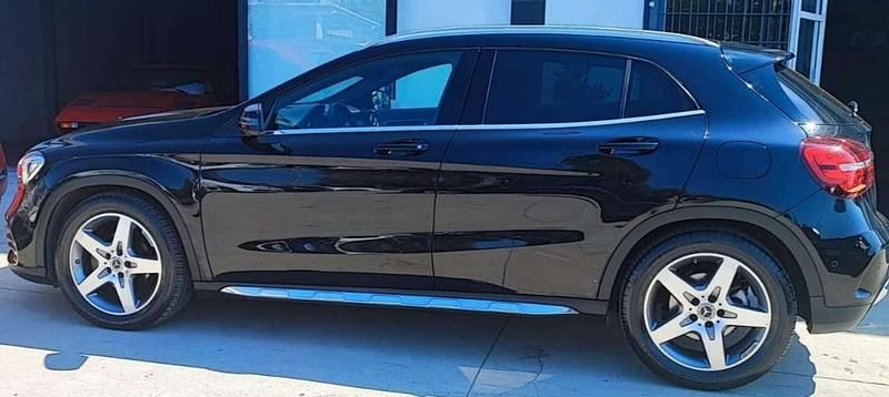 Usata Mercedes GLA200 Premium 136 CV (100 kW) 2019 SUV