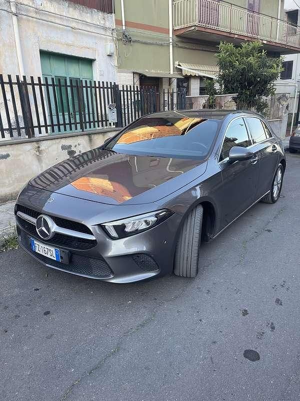 Usata Mercedes A180 Business 116 CV (85 kW) 2019 Berlina