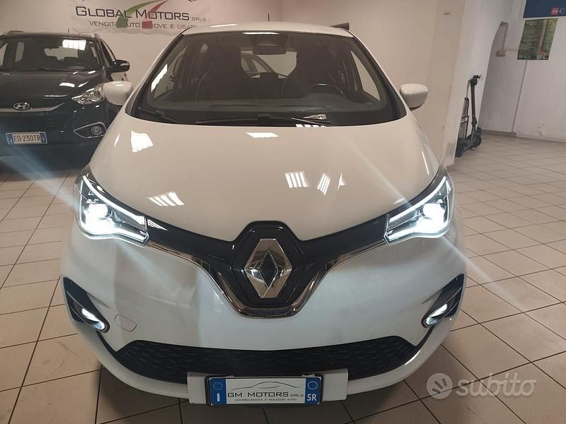 Usata Renault Zoe Zen 80 kW (109 CV) 2021 Bianco Utilitaria