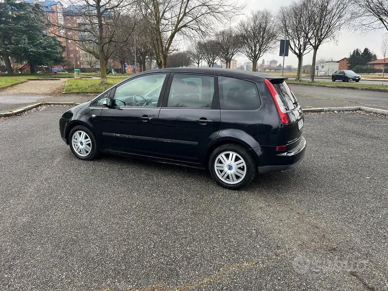 Nero Usata 2003 Ford Focus Ambiente Station wagon | 150.000 € - Immagine 1/4