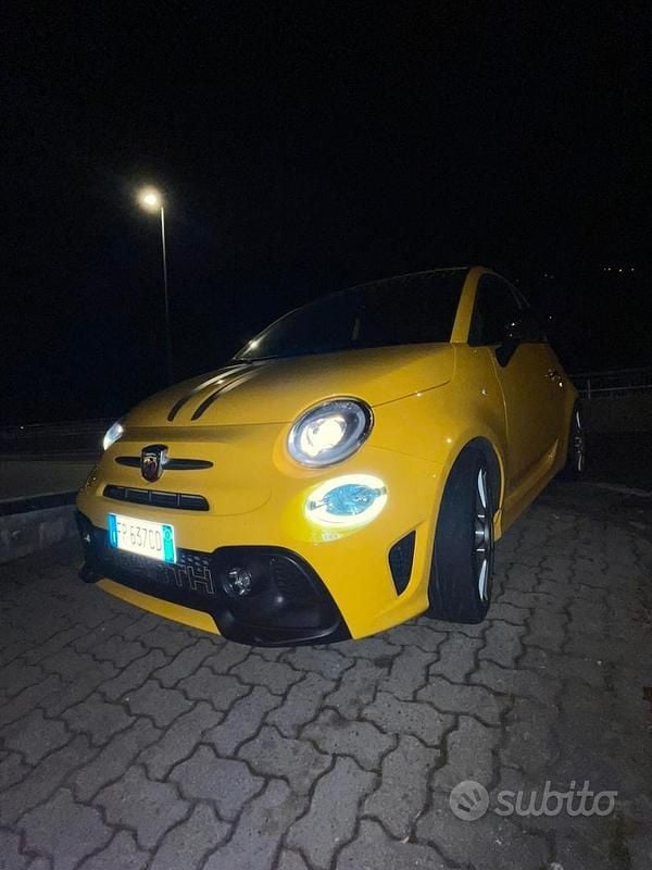 Usata Abarth 595 Pista 160 CV (117 kW) 2018 Giallo Coupé