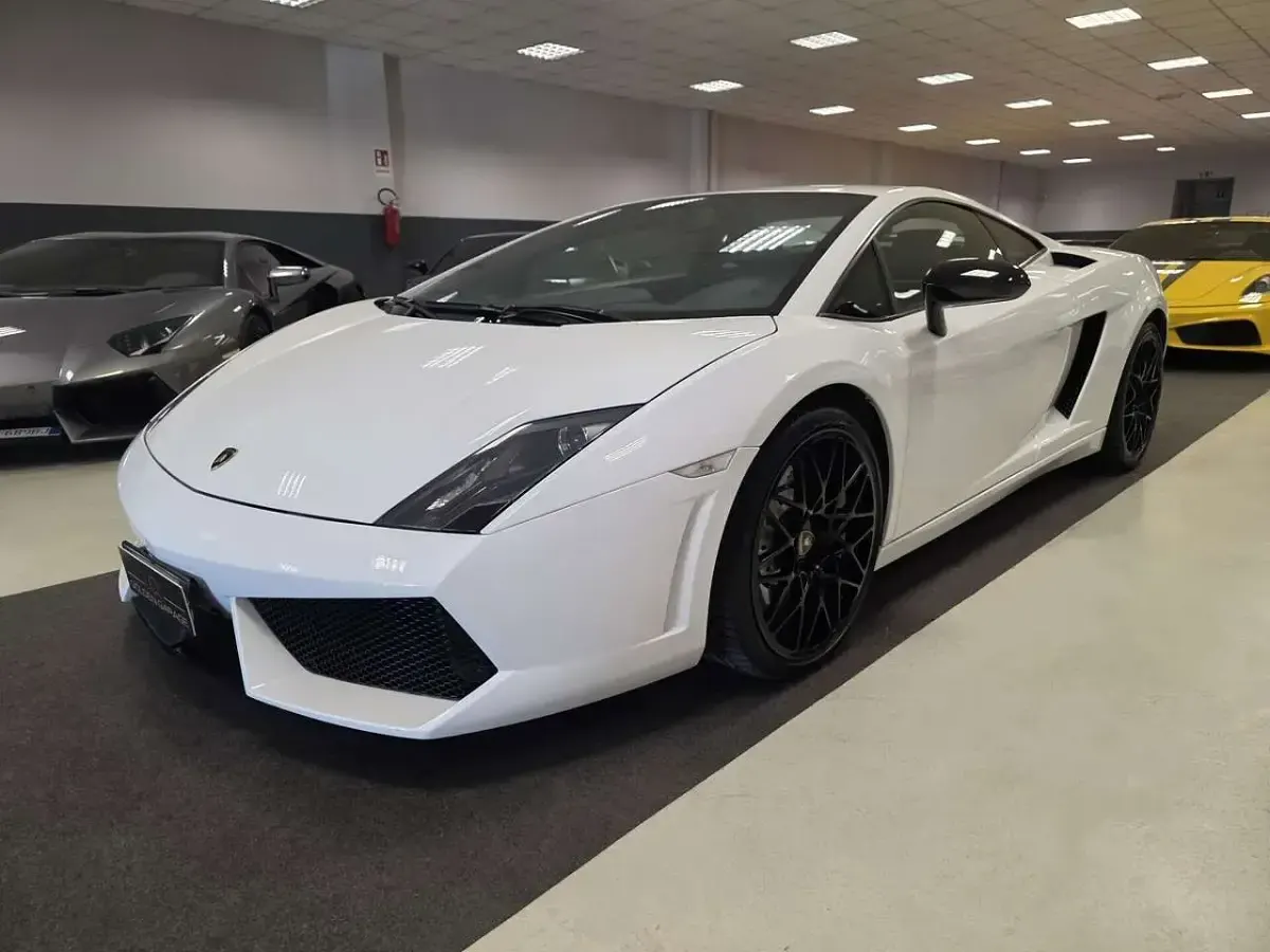 Usata Lamborghini Gallardo 560 CV (411 kW) 2008 Bianco Coupé