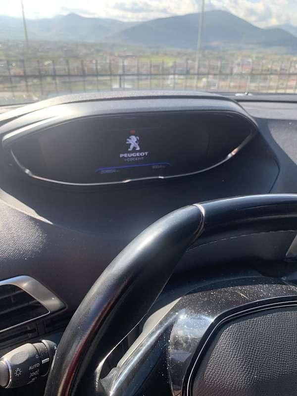 Usata Peugeot 3008 Allure 131 CV (96 kW) 2019 SUV