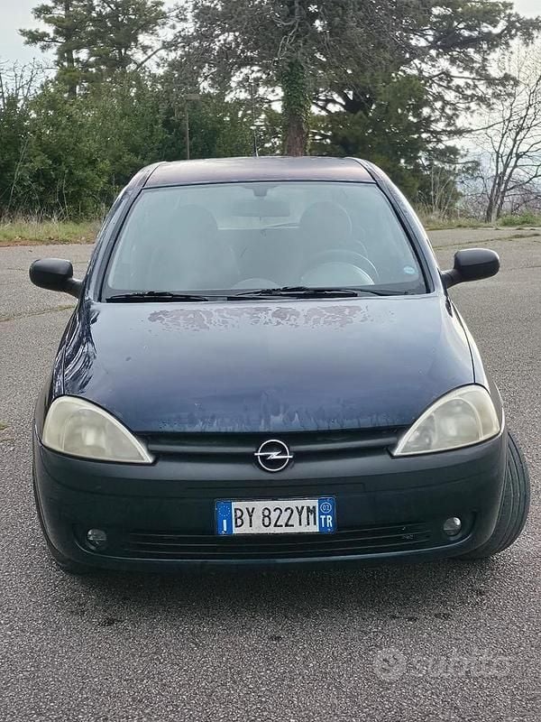 Usata Opel Corsa 2002 Blu Utilitaria