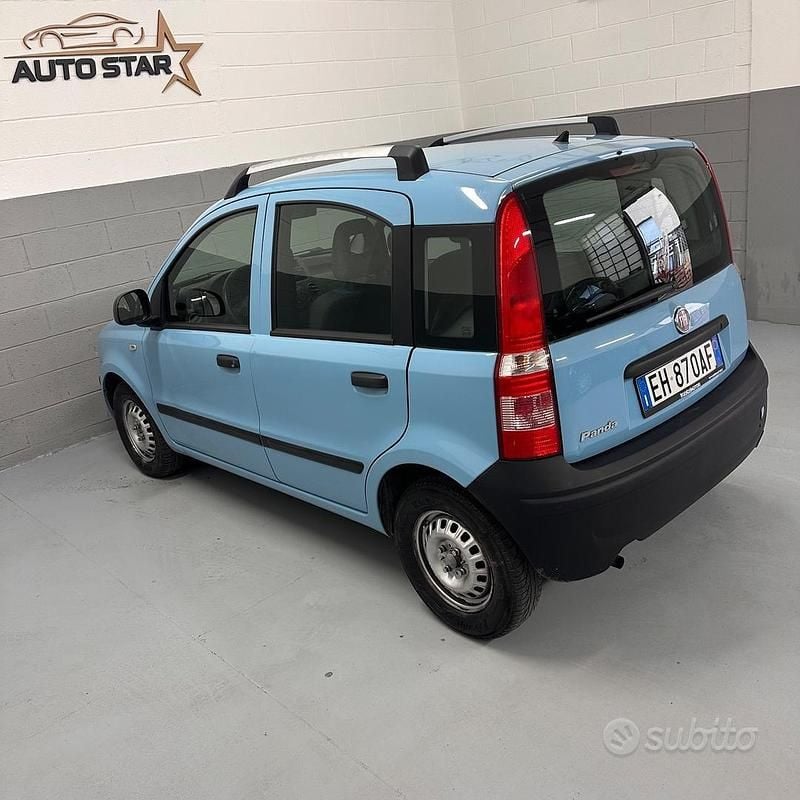 Usata Fiat Panda Emotion 69 CV (50 kW) 2011 Blu Utilitaria