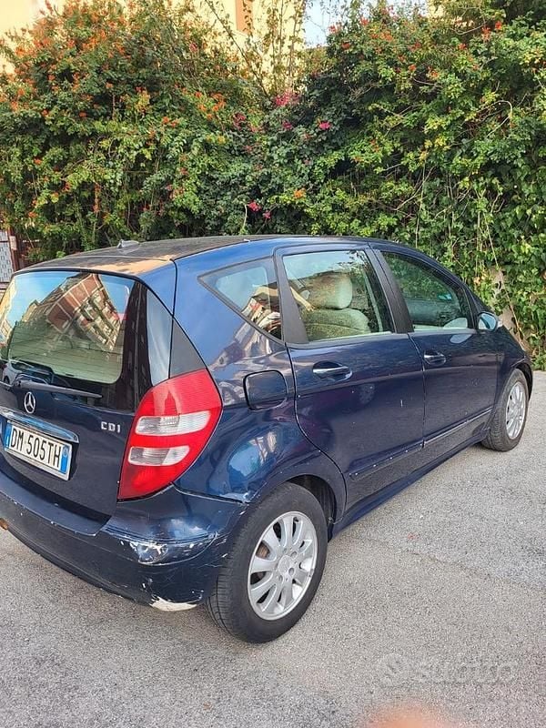 Usata Mercedes A180 109 CV (80 kW) 2008 Berlina