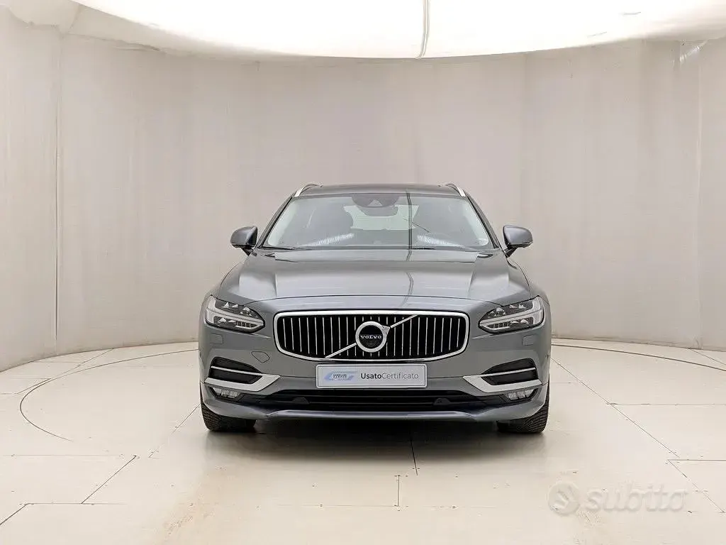 Usata Volvo V90 Inscription 235 CV (172 kW) 2017 Grigio Station wagon
