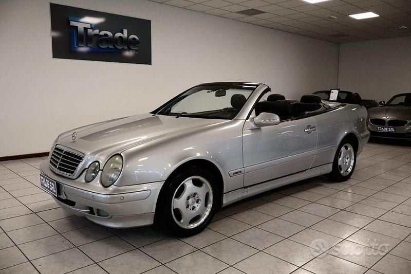 Usata Mercedes CLK230 Elegance 197 CV (144 kW) 2001 Grigio Cabrio