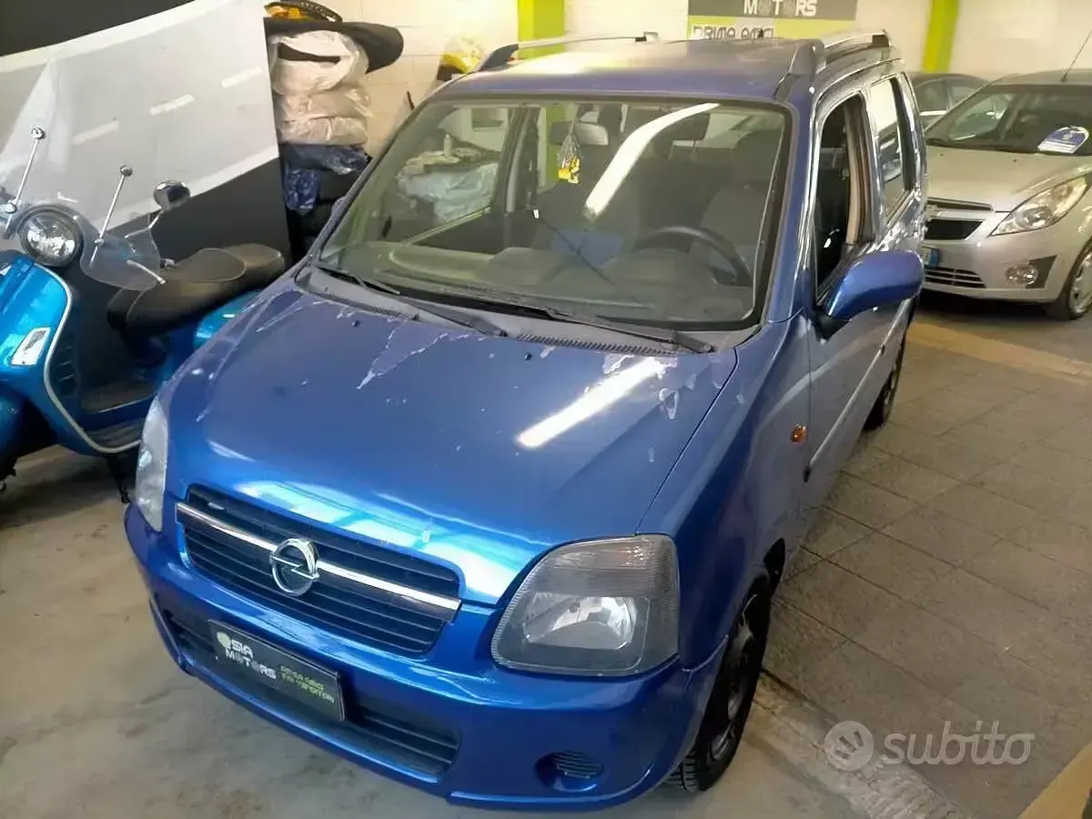 Usata Opel Agila Cosmo 75 CV (55 kW) 2004 Bluazzurro Monovolume