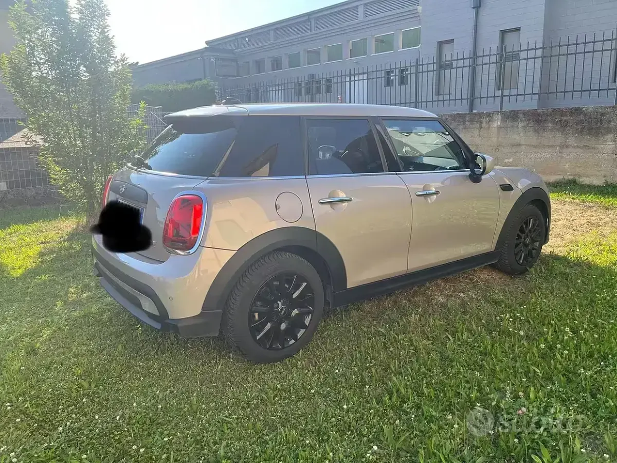 Usata Mini ONE 102 CV (75 kW) 2021 Utilitaria