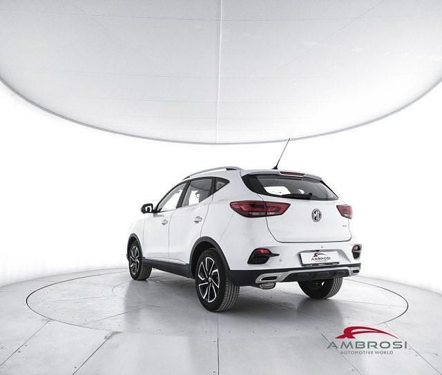 Usata MG ZS Luxury 111 CV (81 kW) 2024 Bianco SUV