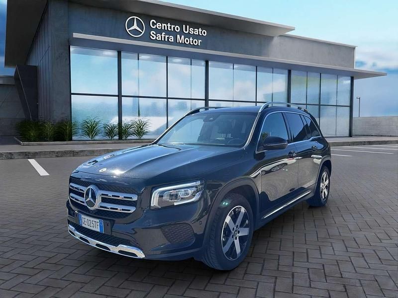Nero Usata 2021 Mercedes GLB200 SUV | 35.900 € (Molto cara) - Immagine 1/4