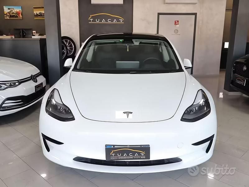 Occasion Tesla Model 3 Standard Range 235 kW (320 ch) 2023 Blanc Berline