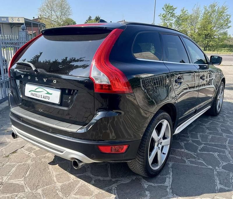 Usata Volvo XC60 R-Design 163 CV (119 kW) 2011 Nero SUV