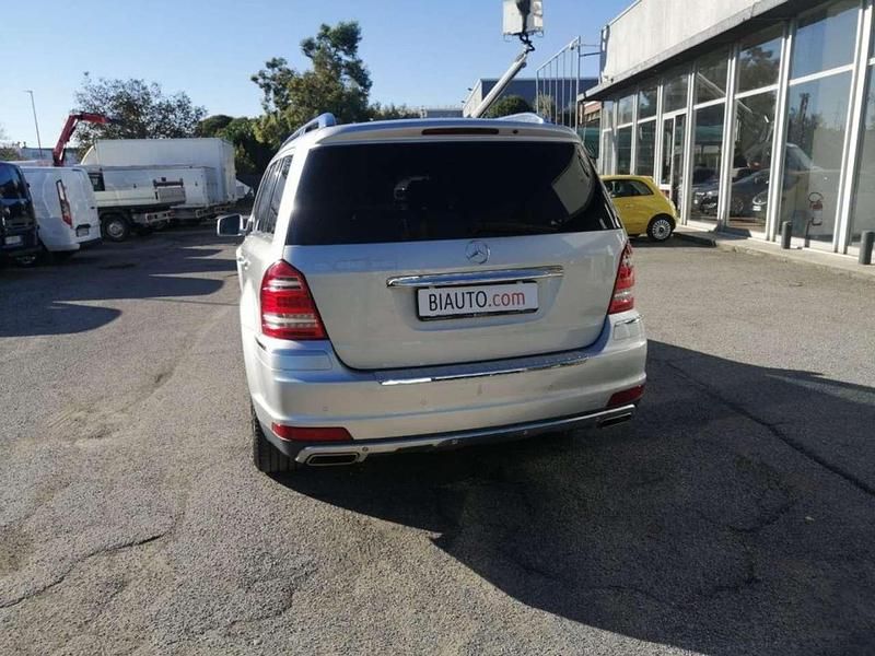 Usata Mercedes GL350 265 CV (194 kW) 2011 Argento SUV