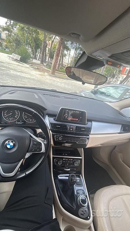 Usata BMW 216 116 CV (85 kW) 2017 Bianco Berlina