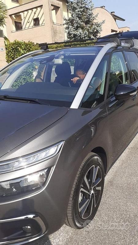 Usata Citroën C4 SpaceTourer 120 CV (88 kW) 2021 Grigio Monovolume