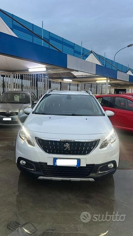 Bianco Usata 2018 Peugeot 2008 SUV | 8499 € (Super prezzo) - Immagine 1/4