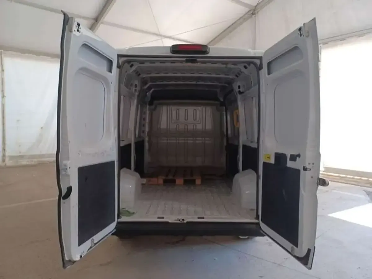 Usata Peugeot Boxer 120 CV (88 kW) 2024 Bianco Furgone