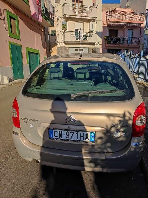 Usata Citroën Xsara Picasso 116 CV (85 kW) 2005 Beige Monovolume