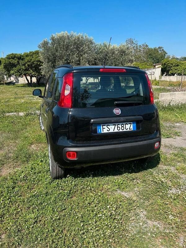 Usata Fiat Panda 69 CV (50 kW) 2019 Nero Utilitaria