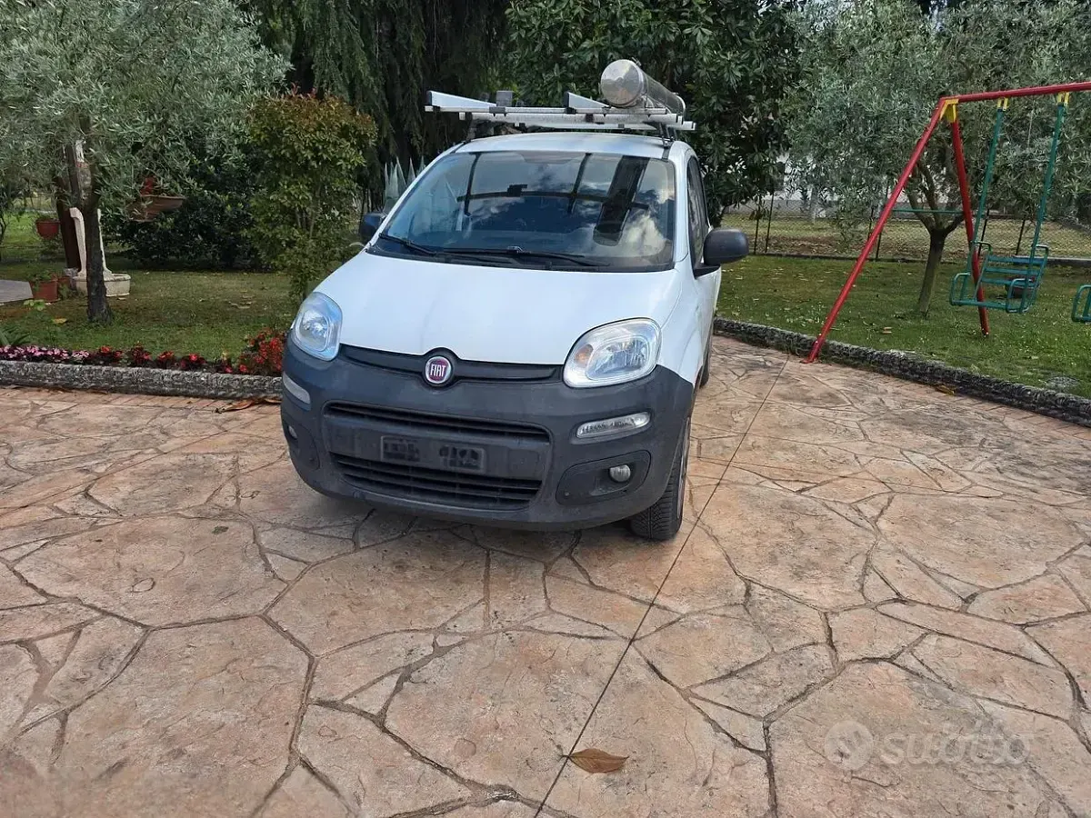 Usata Fiat Panda 4x4 75 CV (55 kW) 2014 Bianco Utilitaria