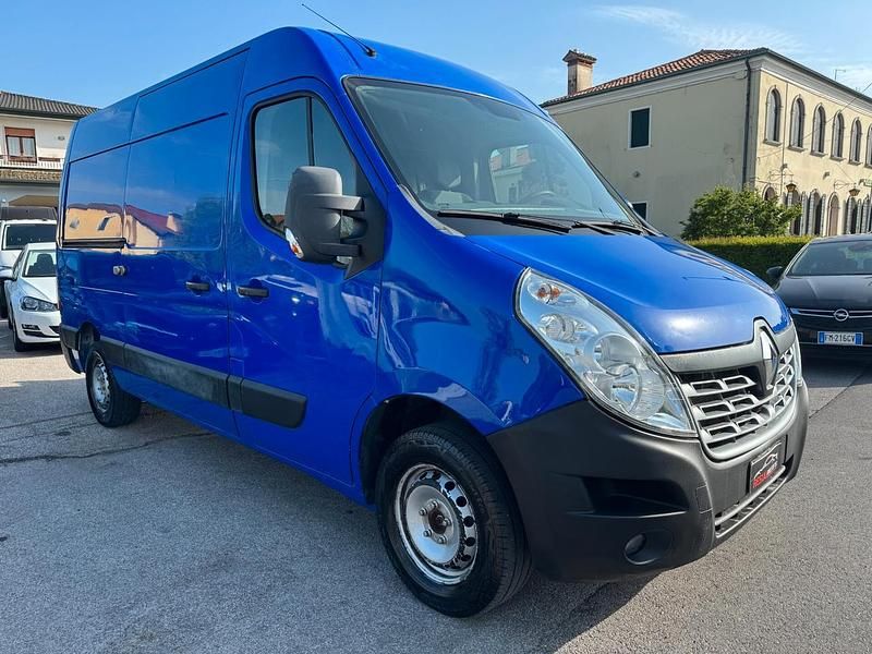Usata Renault Master 145 CV (106 kW) 2019 Blu/azzurro Furgone