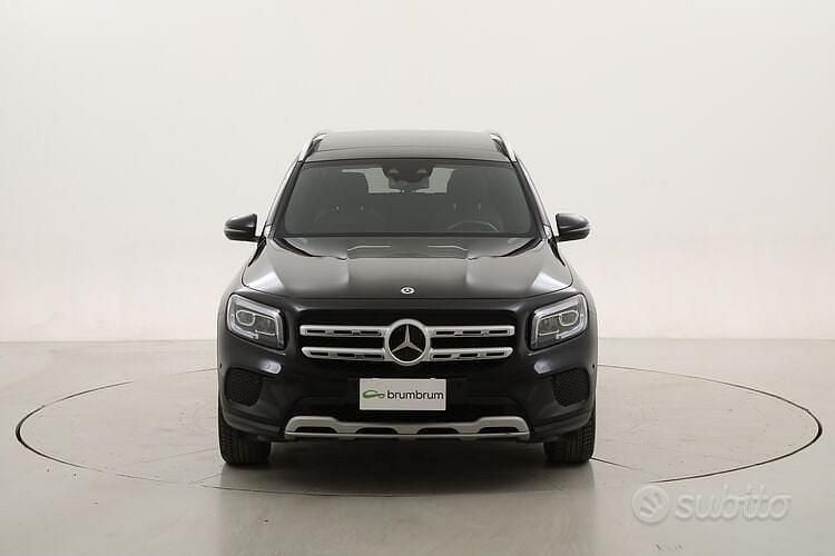 Usado Mercedes GLB200 Business 150 CV (110 kW) 2021 Negro SUV