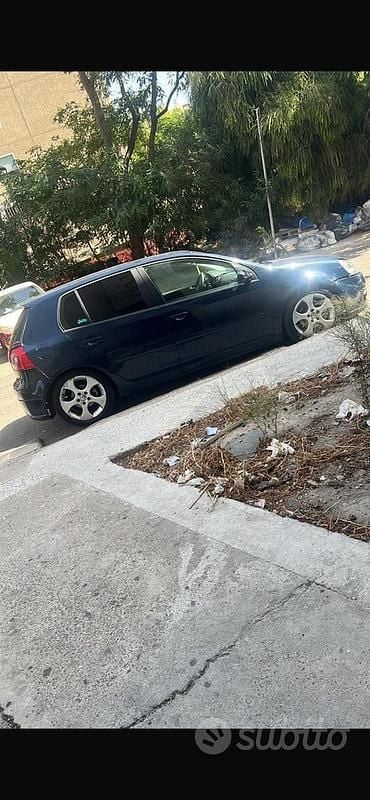 Usata VW Golf V 2006 Utilitaria