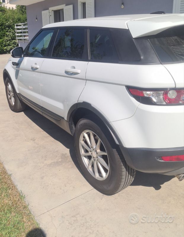 Usata Land Rover Range Rover evoque 190 CV (139 kW) 2015 Bianco SUV