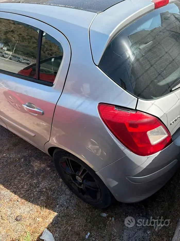 Usata Opel Corsa 80 CV (58 kW) 2006 Grigio Utilitaria
