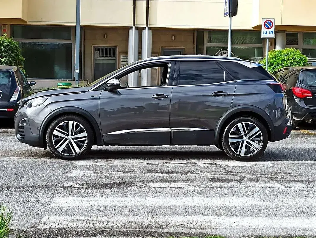 Usata Peugeot 3008 GT 181 CV (133 kW) 2018 SUV