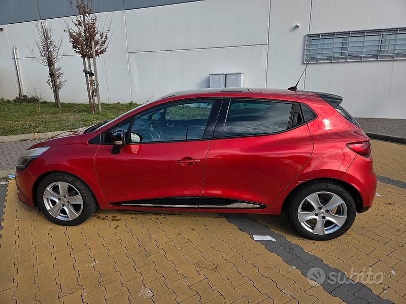 Usata Renault Clio IV 90 CV (66 kW) 2012 Rosso Utilitaria