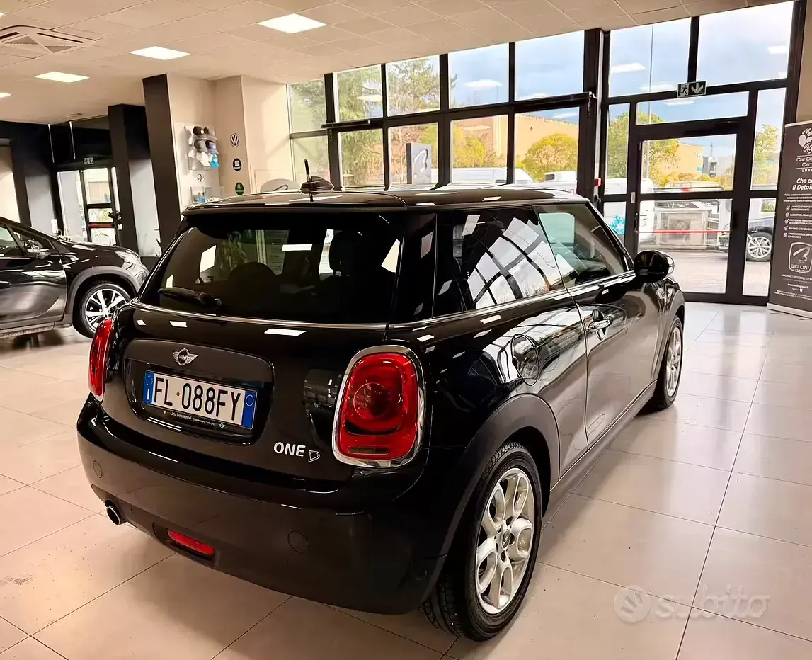 Usata Mini One D 95 CV (69 kW) 2017 Utilitaria