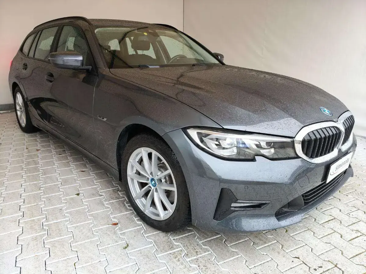 Usata BMW 320 163 CV (119 kW) 2022 Antracite Station wagon