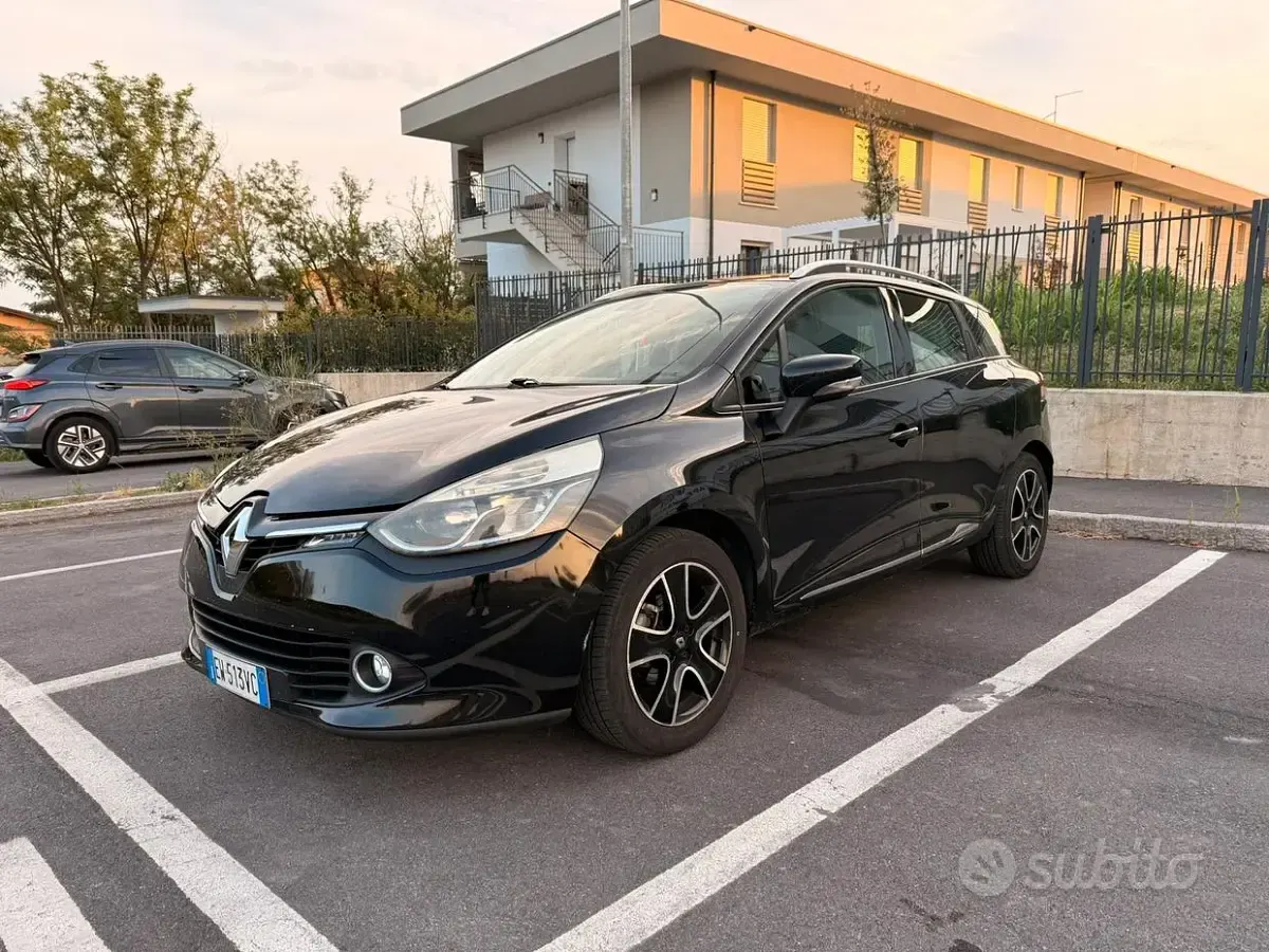 Usata Renault Clio 75 CV (55 kW) 2014 Nero Station wagon